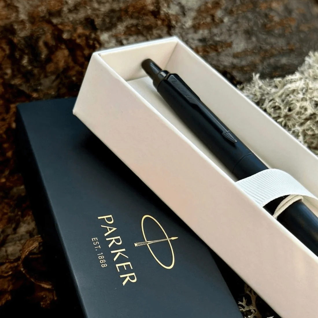 Кулькова ручка Parker Jotter XL Monochrome Black у подарунковій коробці