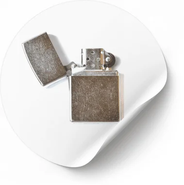 Сталева ретро запальничка з ефектом зношеності — ідеальний варіант для гравіювання